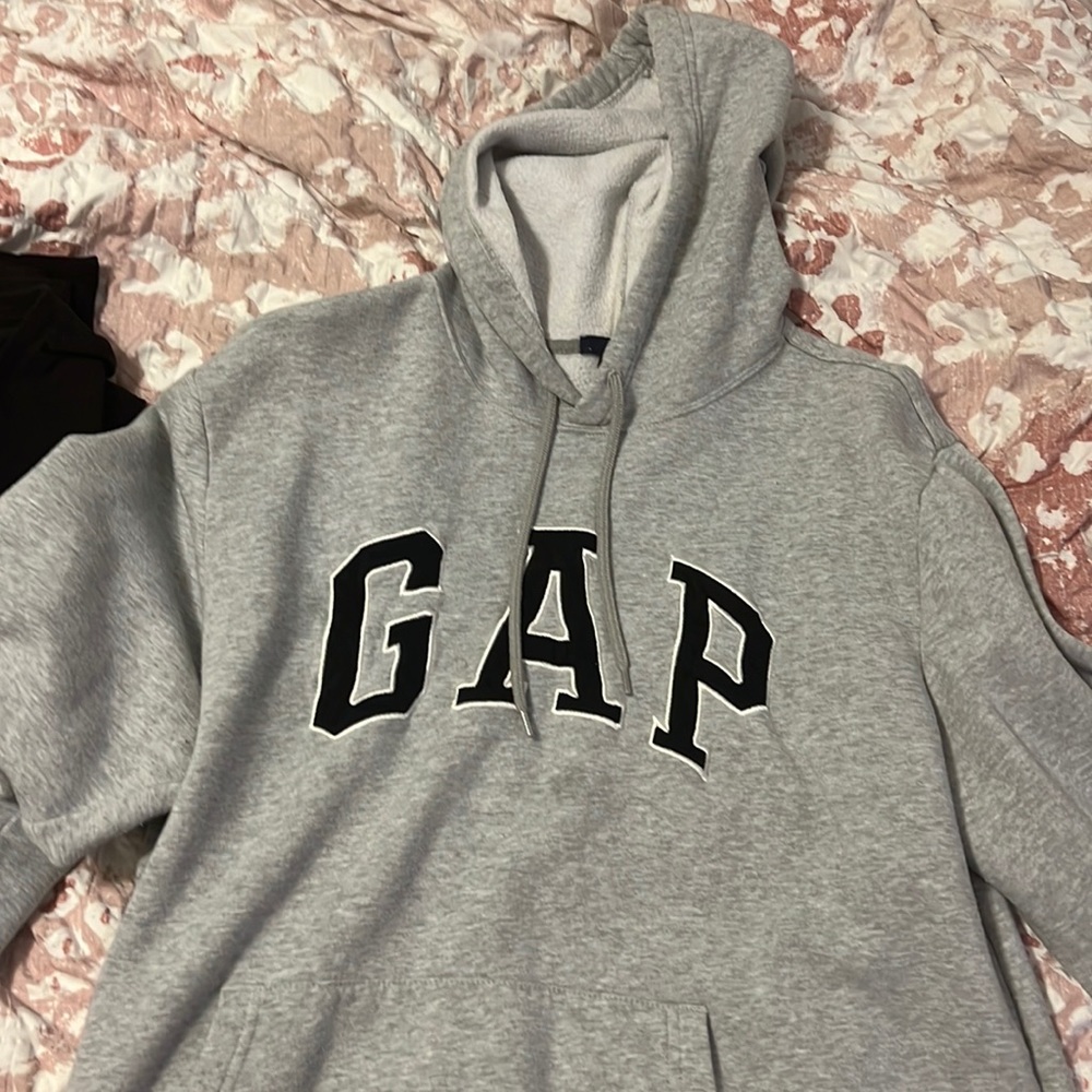 Gap hoodie
